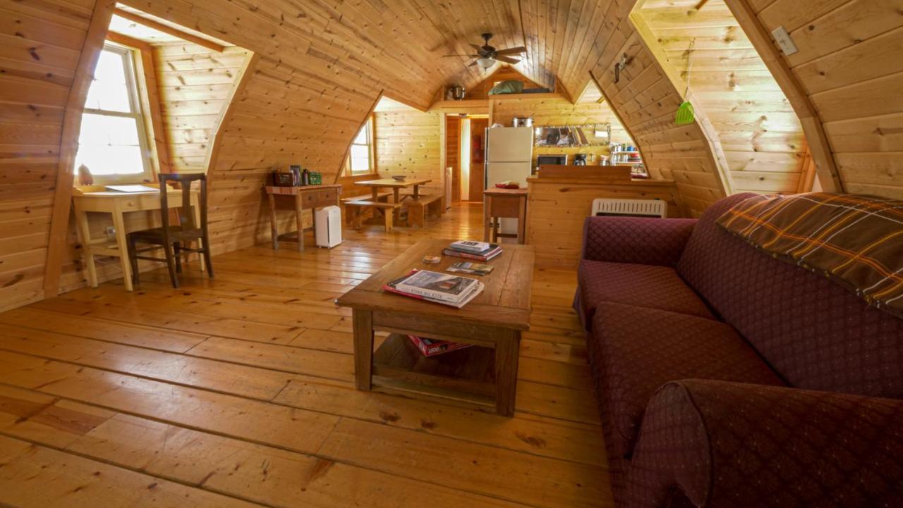 Aubin Sky Lodging At The Yl Ranch Savery Extérieur photo