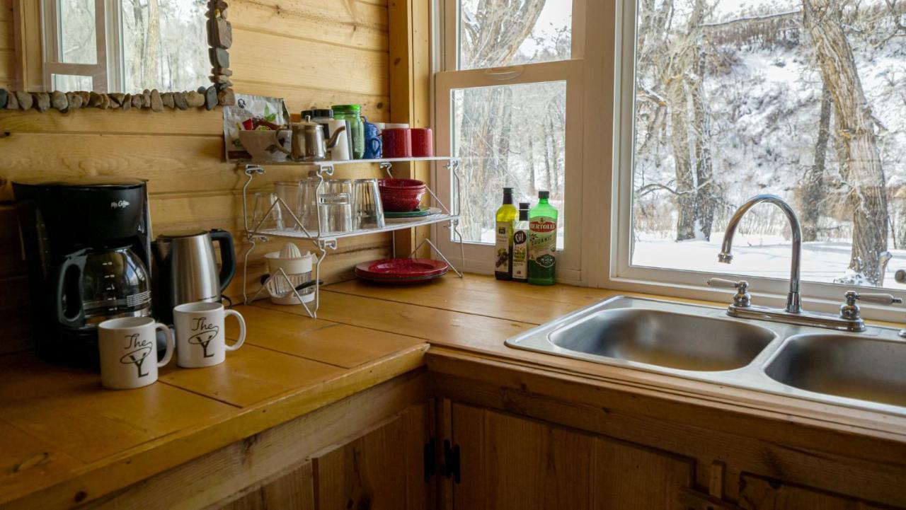 Aubin Sky Lodging At The Yl Ranch Savery Extérieur photo