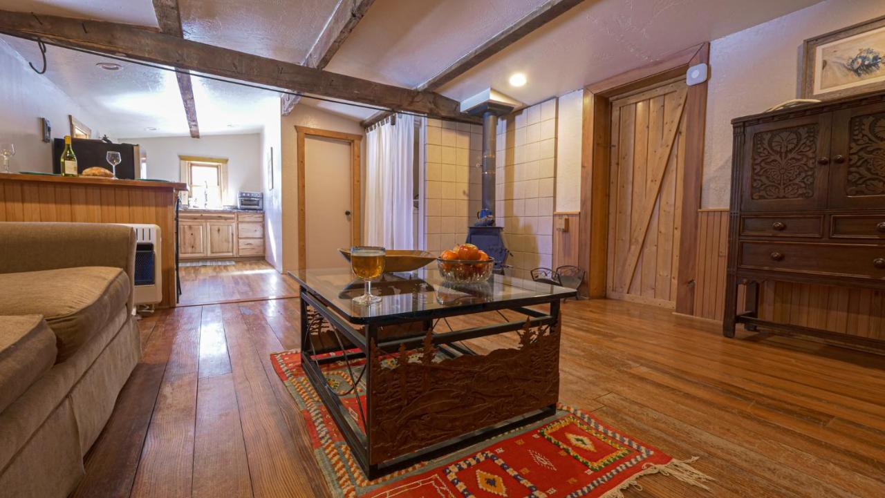 Aubin Sky Lodging At The Yl Ranch Savery Extérieur photo