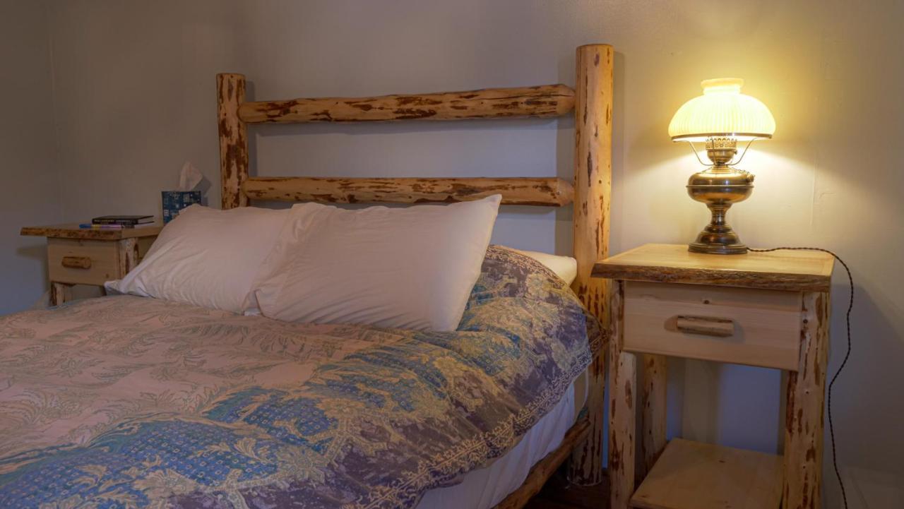Aubin Sky Lodging At The Yl Ranch Savery Extérieur photo