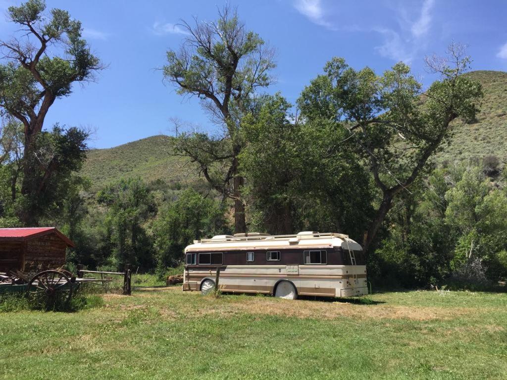 Aubin Sky Lodging At The Yl Ranch Savery Extérieur photo